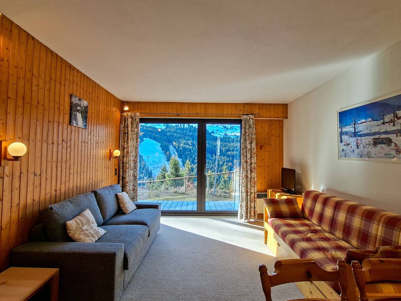 Studio entier, Studio spacieux au pied des pistes avec terrasse et Wifi in Flaine, Arâches-la-Frasse