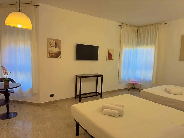 B&b per 4 persone, con Terrazza a Peschiera Borromeo