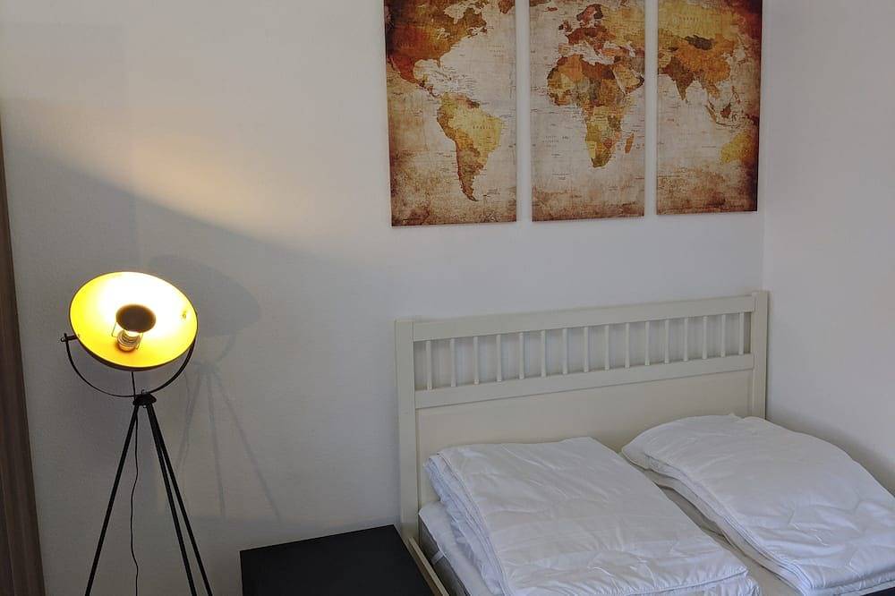 Ganze Wohnung, Altbau am Main in Würzburg, Fränkisches Weinland