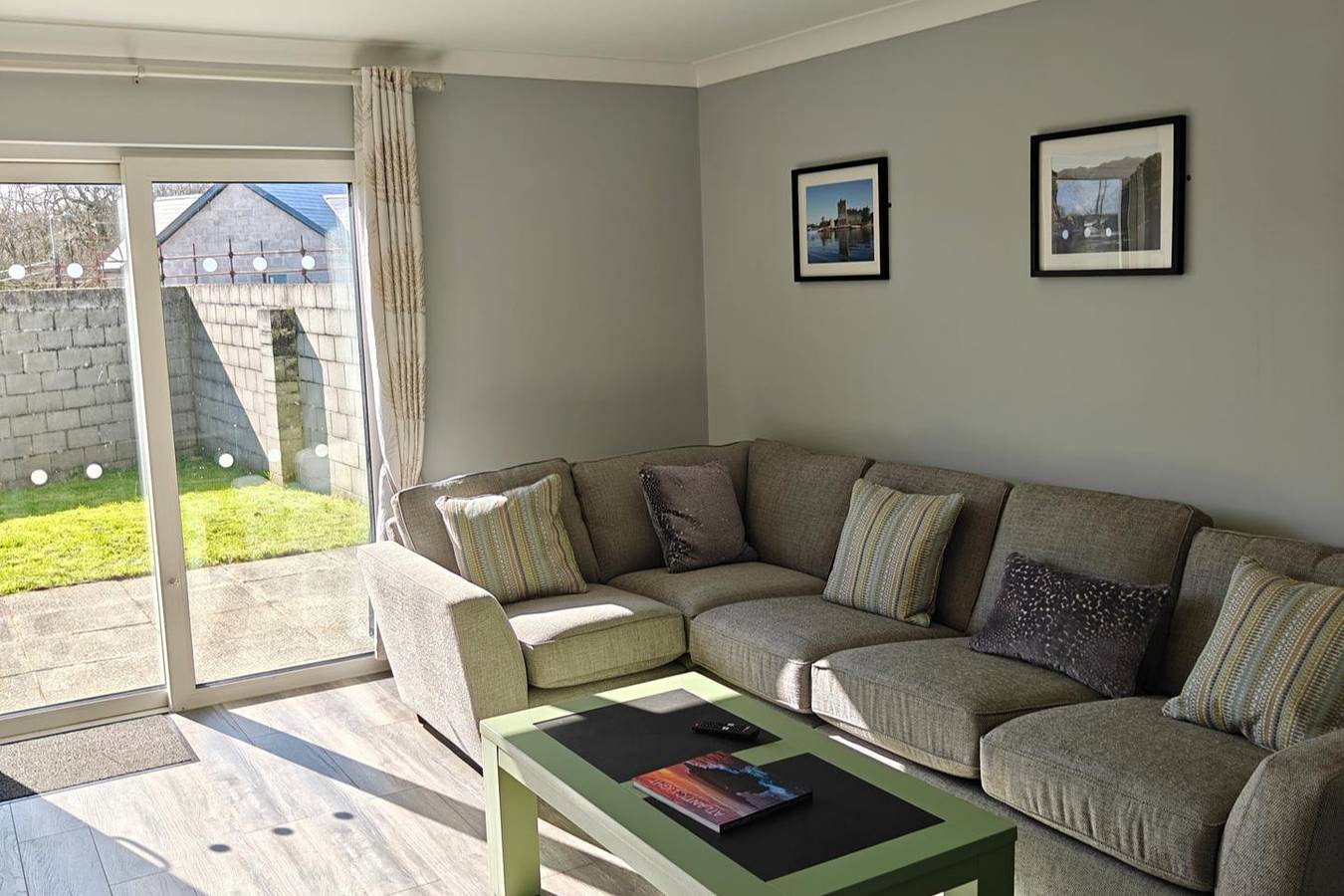 4 Bed House Sleeps 8 - Enclosed Garden - Parking in Killarney, Killarney-Nationalpark