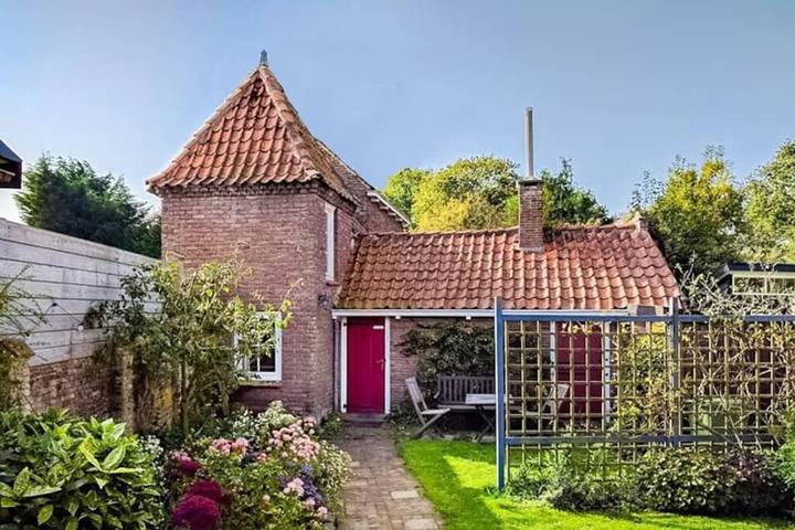 Ferienhaus für 4 Personen, mit Terrasse und Garten in Westenschouwen