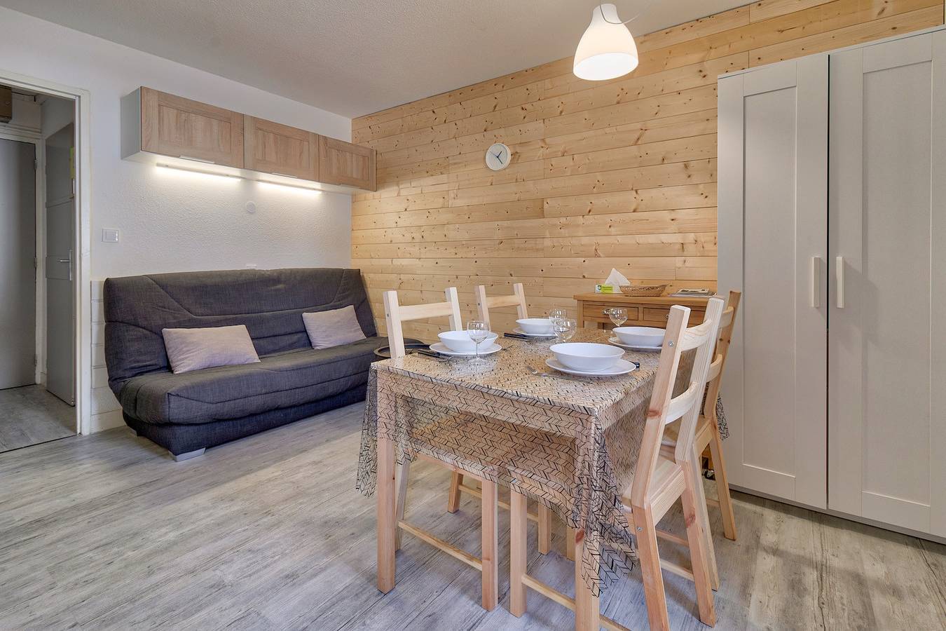 Appartement entier, Détente et convivialité au pied des montagnes  in Génos, Pyrénées