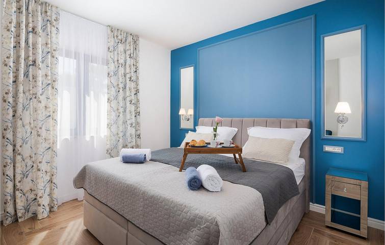 Ferienhaus für 10 Personen, mit Terrasse und Whirlpool in Nin - 4