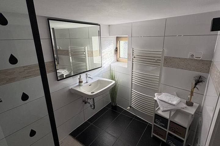 Ganze Wohnung, Lühnder Ferienwohnung in Algermissen, Landkreis Hildesheim