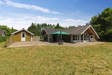 Ferienhaus für 8 Personen, mit Sauna und Terrasse, mit Haustier in Arrild