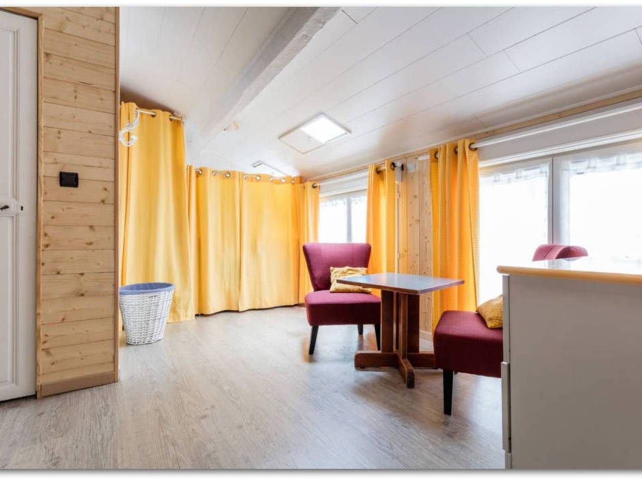 Appartement entier, Mit eigenem Parkplatz in Villeneuve-lès-Béziers, Côte d'Améthyste