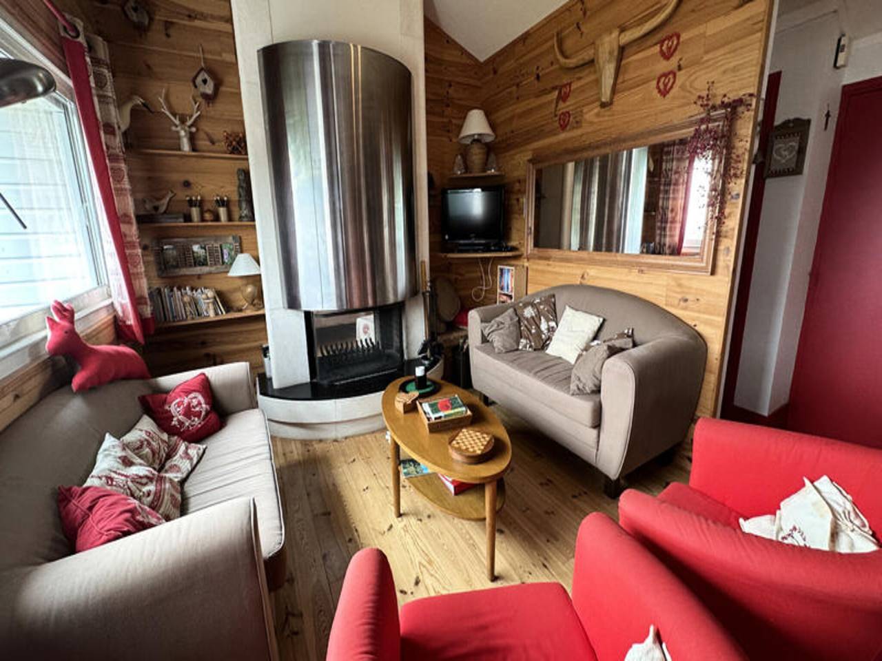 Apartamento entero, Apartamento en Font de Cère cerca de las pistas de esquí in Le Lioran, Saint-Jacques-des-Blats