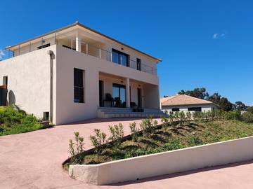Gîte pour 4 personnes, avec balcon et vue à Taglio-Isolaccio