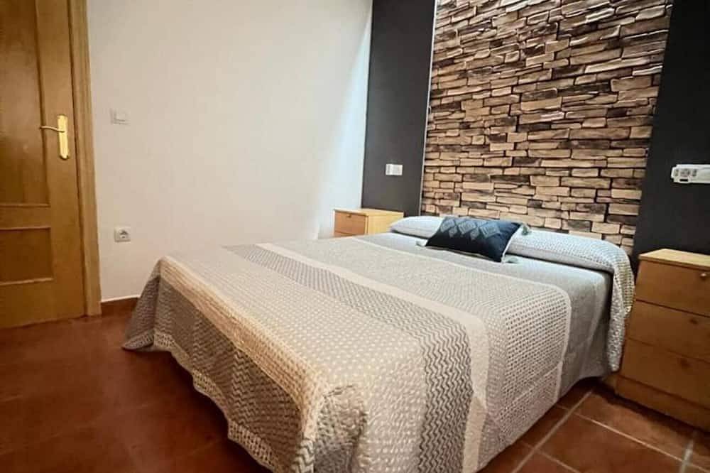 Entire apartment, Alojamiento Las Encinas Arroyo Frio Parque Natural Cazorla, Segura Y Las Villas in La Iruela, Sierras de Cazorla and Segura Natural Park