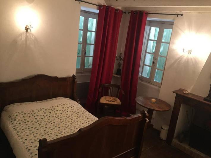 Gîte pour 2 personnes, avec Terrasse et Jardin ainsi que Vue sur le lac et Vue à Pietra-di-Verde
