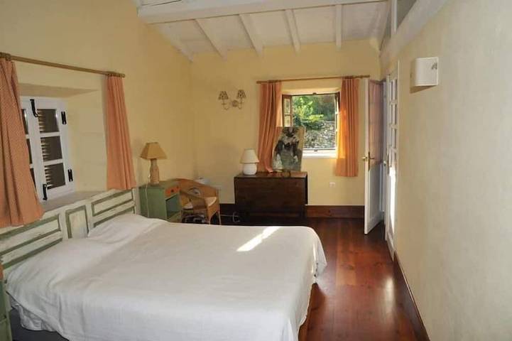 Location de vacances pour 6 personnes, avec terrasse et jardin à Cudillero - 2