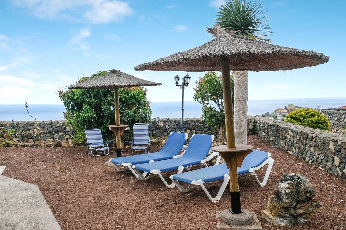 Casa de férias "Casa Carmen" com vista para a montanha, vista para o mar, piscina in Las Longueras, La Guancha