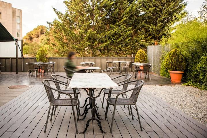 Hôtel pour 2 personnes, avec jardin et terrasse, animaux acceptés à Granollers