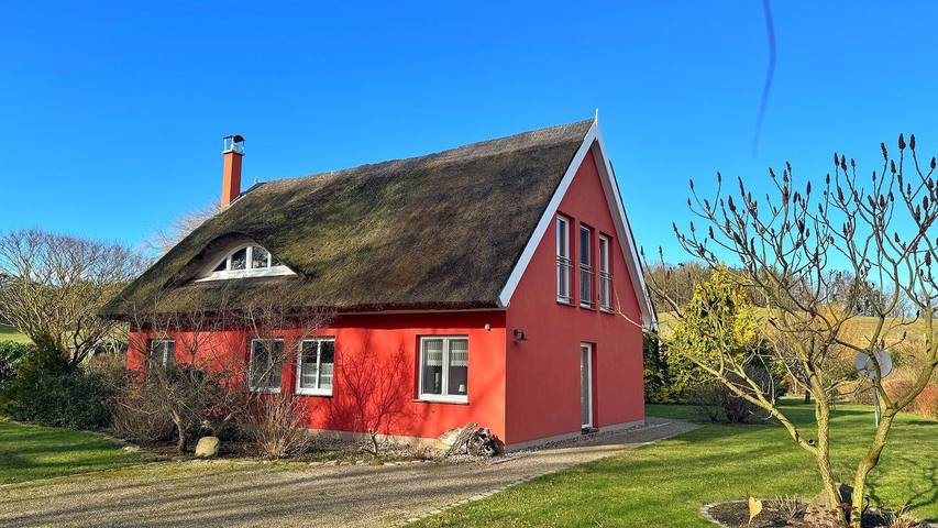 Ferienhaus für 8 Personen, mit Sauna und Garten sowie Ausblick, mit Haustier auf Rügen