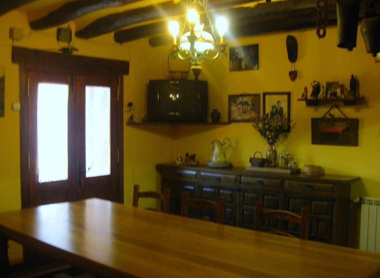 Casa Enriu-habitaciones con opcion a desayuno in Pont de Suert, Alta Ribagorça