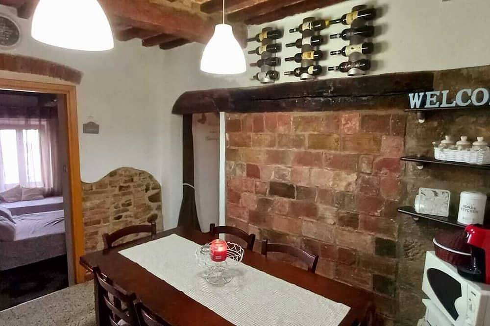 Geheel appartement, Charm & Relaxation in the Historic Center of the Medieval Village in Provincie Grosseto