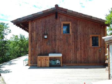 Gîte pour 11 personnes, avec vue et jardin dans Sarras