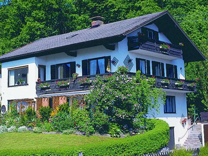 Appartement de vacances pour 5 personnes, avec Balcon ainsi que Terrasse et Jardin à Bernau am Chiemsee