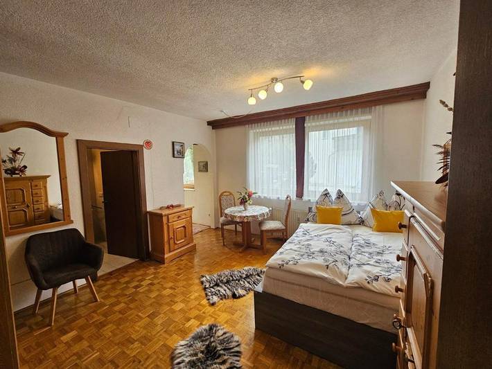 Ferienwohnung für 2 Personen, mit Ausblick und Garten sowie Terrasse in Bad Kleinkirchheim
