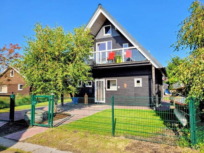 Ferienhaus für 6 Personen, mit Sauna und Balkon sowie Garten, kinderfreundlich in Südbrookmerland - 2