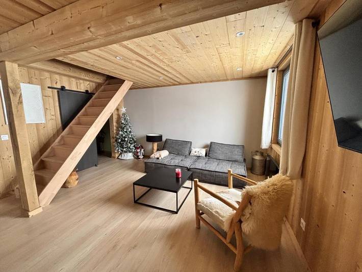 Gîte pour 6 personnes, avec jardin et vue à Égat - 4