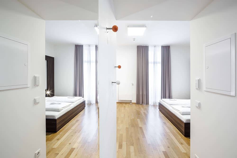 Sevendays Hotel Boardinghouse Doppelzimmer mit  Balkon in Bahnstadt, Heidelberg