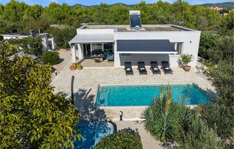 Ferienhaus für 4 Personen in Sibenik