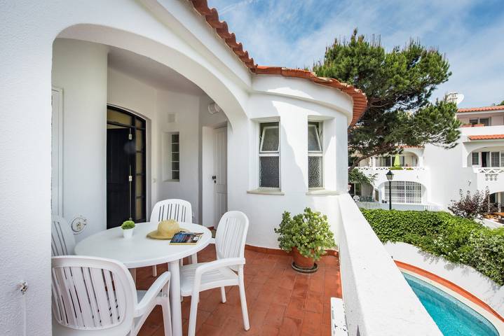 Holiday rental for 6 people, with balcony in Vale do Lobo