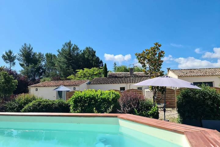 Appartement de vacances pour 2 personnes, avec piscine et terrasse