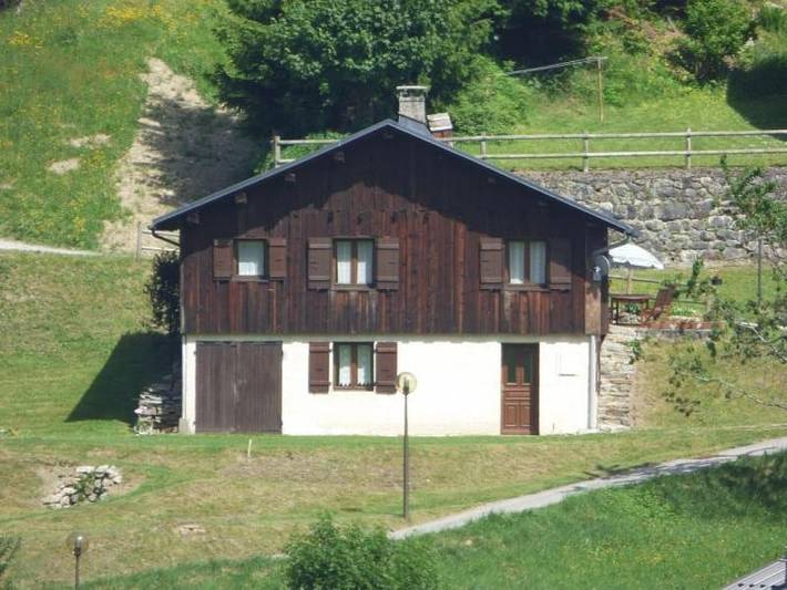 Gîte pour 7 personnes, avec terrasse, animaux acceptés dans Arêches - 3