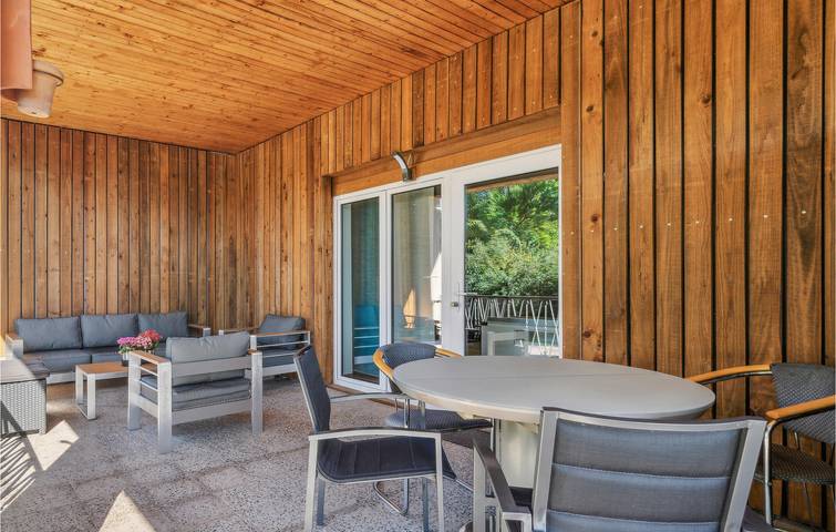 Ferienwohnung für 4 Personen, mit Terrasse und Sauna sowie Garten, mit Haustier - 1