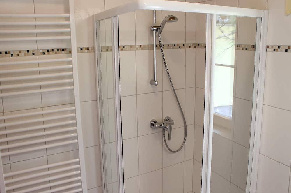 Bela moradia isolada perto do lago e das encostas do Turracherhöhe. in Stadl-Predlitz, Turracher Höhe