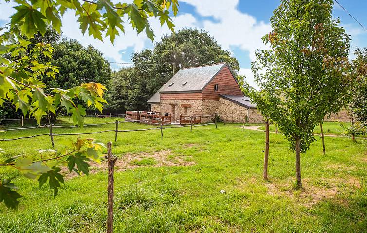Location de vacances pour 10 personnes, avec terrasse et jardin, animaux acceptés à Rosporden - 3