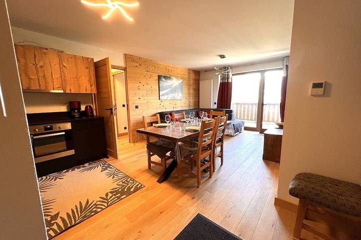 Appartement de vacances pour 6 personnes, avec sauna ainsi que terrasse et piscine