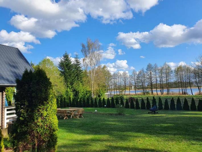 Ferienhaus für 6 Personen, mit Terrasse und Seeblick sowie Ausblick und Garten, kinderfreundlich