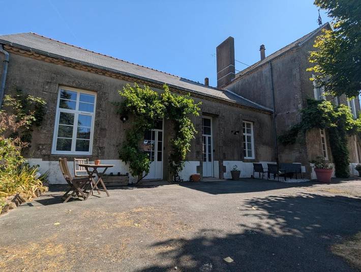 Location de vacances pour 7 personnes, avec Terrasse et Jardin à Les Landes-Genusson - 3
