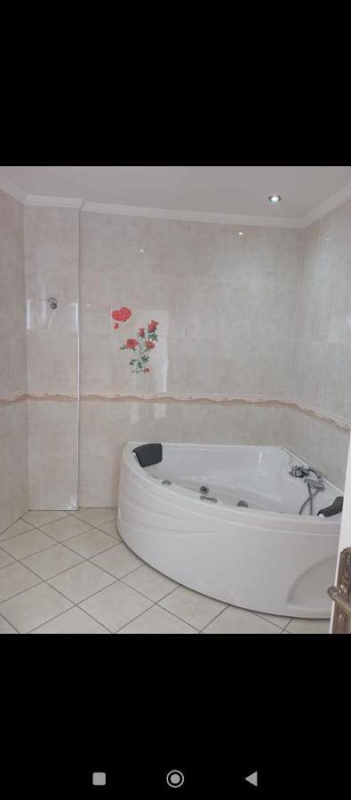 Villa pour 30 personnes, avec terrasse et sauna ainsi que piscine et vue, animaux acceptés à Agadir - 2