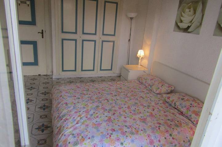 Gîte pour 5 personnes, avec balcon ainsi que jardin et piscine à Forio - 2