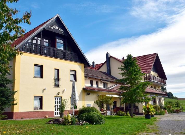 Hotel für 2 Personen, mit Terrasse und Garten sowie Pool und Sauna in Naturpark Südharz