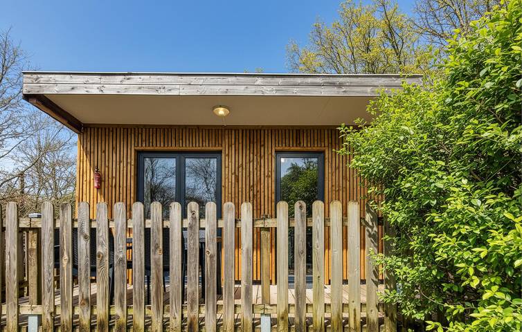 Casa de vacaciones para 4 personas, con terraza además de piscina y jardín - 1