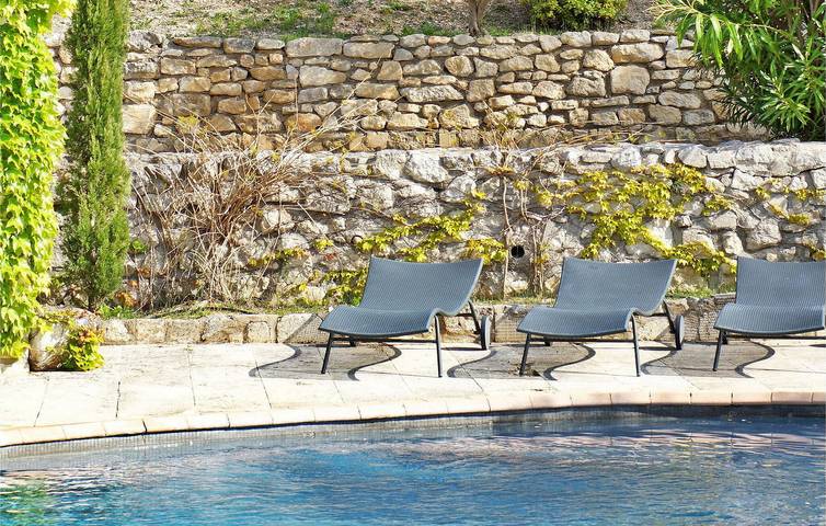 Acogedor a 2km de Les Baux: Apto 300m2 | Piscina y Terraza+. in Les Baux-de-Provence, Region de Arles