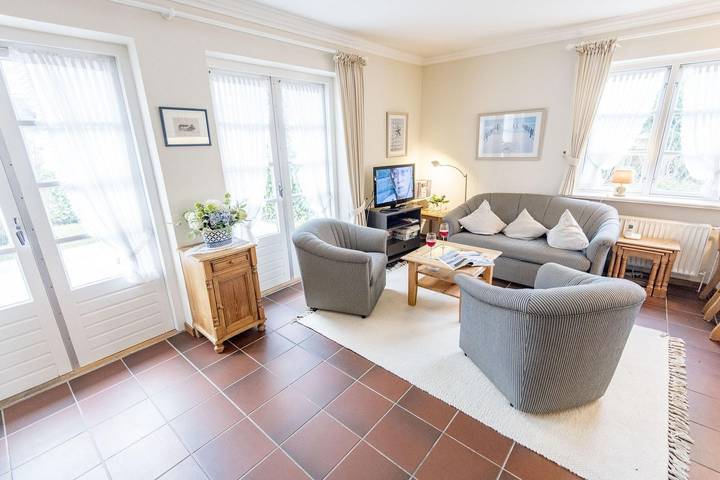 Ferienwohnung für 3 Personen, mit Terrasse und Garten - 1