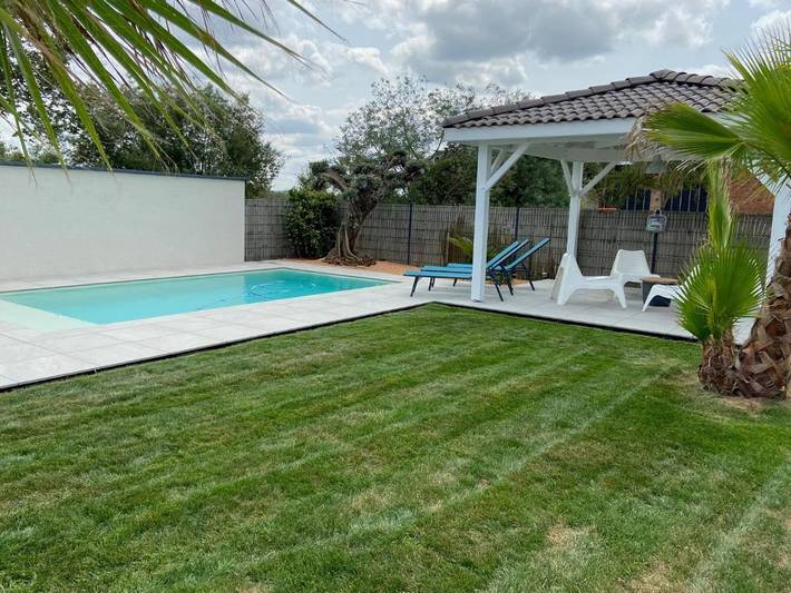 Location de vacances pour 6 personnes, avec piscine et jardin à Lherm - 4