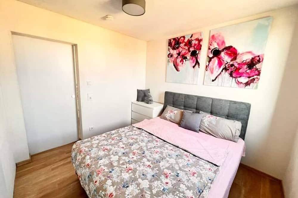 Ganze Wohnung, Ferienwohnung Aramis- Neuwertige Penthouse-Wohnung ni gelb in Ludwigsburg, Landkreis Ludwigsburg