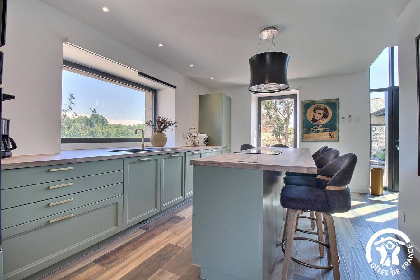 E Ti An Tad-Kozh in Plouharnel, Côte des Mégalithes