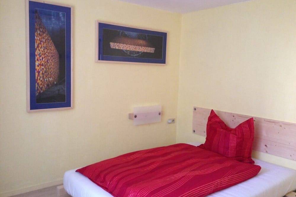 Ferienhaus In Karlstadt - Direkt am Main in Karlstadt, Fränkisches Weinland