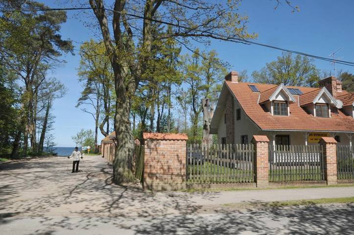 Ferienhaus für 13 Personen, mit Ausblick und Garten in Rewal - 2