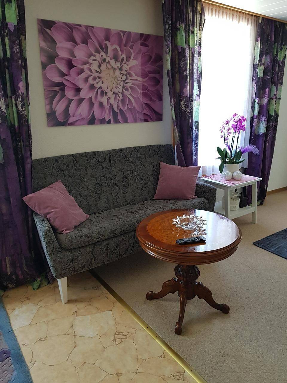 Ganze Ferienwohnung, Heimelige Ferienwohnung im Naturpark Diemtigtal in Diemtigen, Frutigen - Lenk - Adelboden