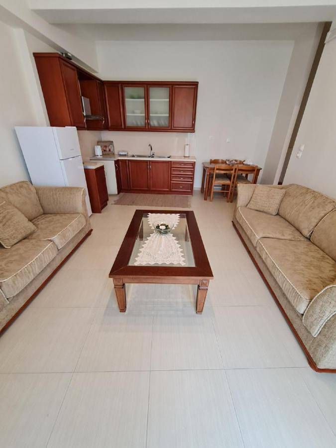 Appartement entier, Apartment with Balcony in Région d'Iraklio-Héraklion