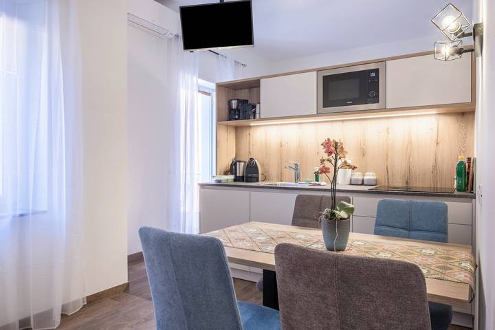 Ferienwohnung für 4 Personen, mit Balkon in Bozen